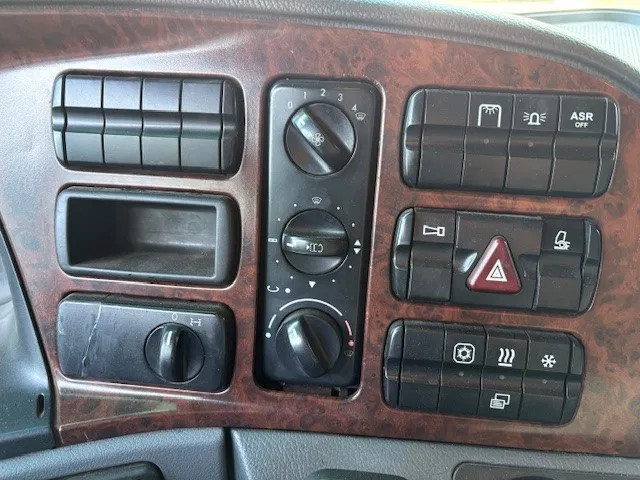 Mercedes-Benz Actros 1846 LS (MP2) (EPS WITH CLUTCH (3 PEDALS) / RETARDER / AIRCONDITIONING / ETC) 10