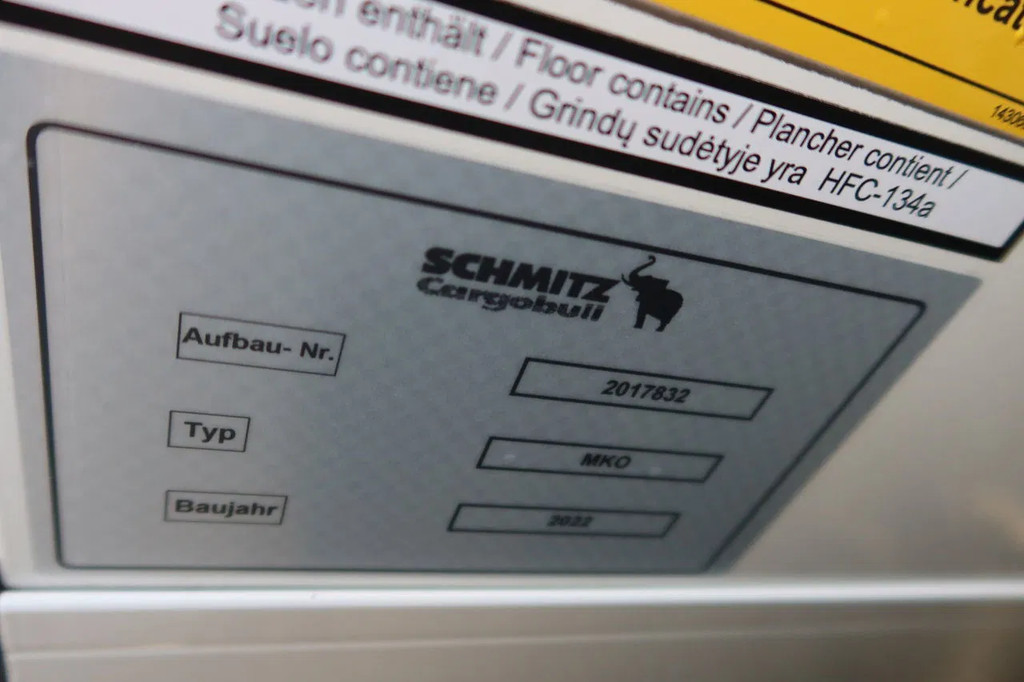 Mercedes-Benz Actros 1936 LL Koel/Vries Bi-Temp 12