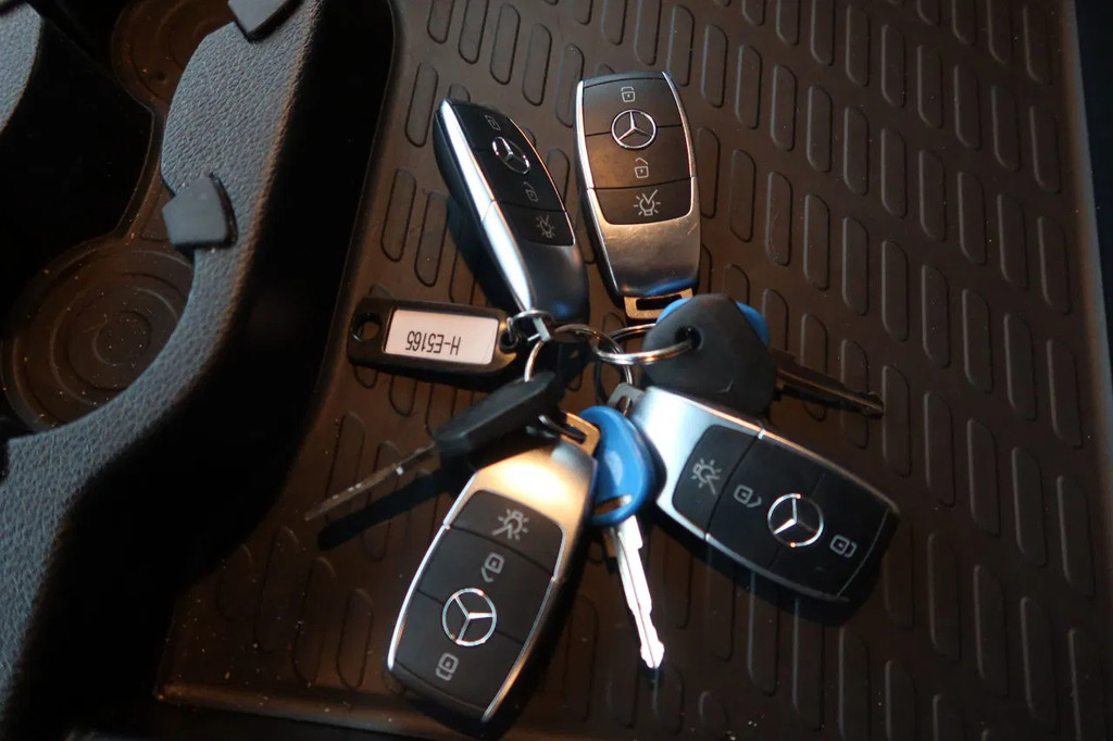 Mercedes-Benz Actros 1936 LL Koel/Vries + Klep Bi-Temp. Mitsubishi TU 1250 SA 18