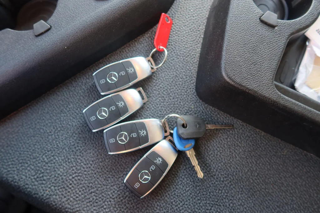 Mercedes-Benz Actros 1936 LL +klep Koel/Vries Bi-Temp 13