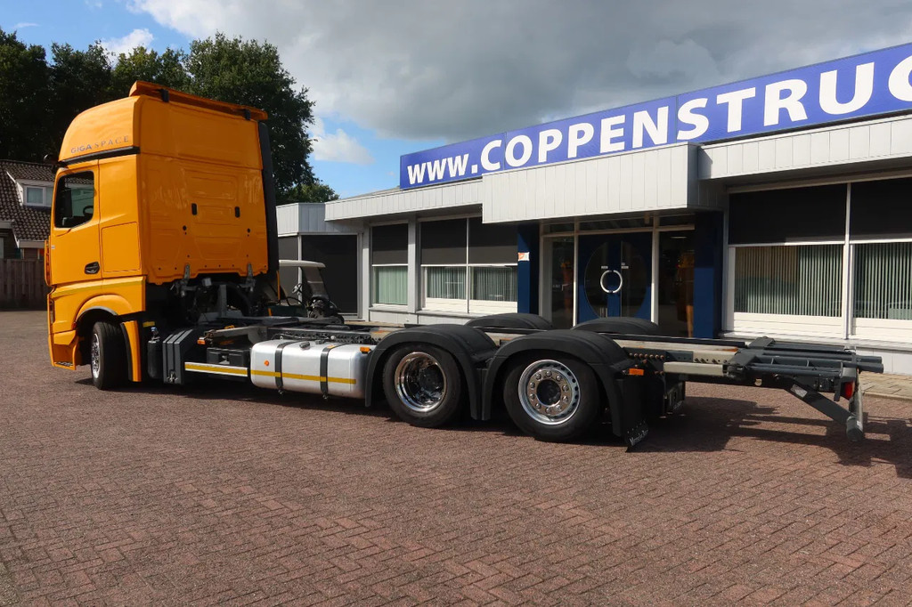 Mercedes-Benz Actros 2642 LL Giga Space Wisselbare opbouw/chassis cabine + lift as 7