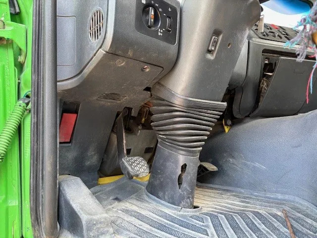 Mercedes-Benz Actros 4140 K 8x4 FULL STEEL CHASSIS (EPS WITH CLUTCH (3 PEDALS) / FULL STEEL SUSPENSION / REDUCTION AXLES / AIRCONDITIONING) 11