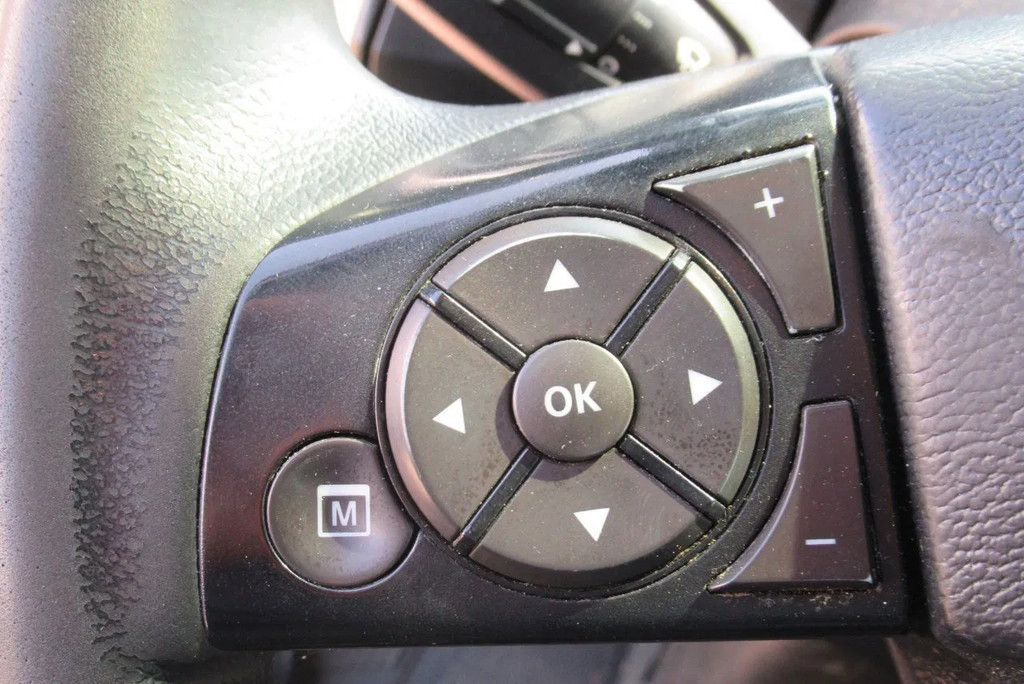 Mercedes-Benz Antos 1833 L 11