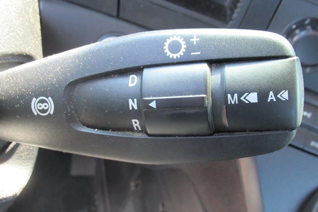 Mercedes-Benz Antos 1833 L 8