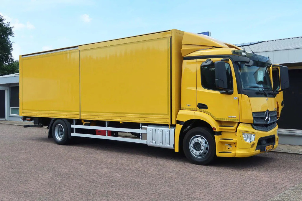 Mercedes-Benz Antos 1933 L Bak+Klep met Schuifwand + Ringfeder 15