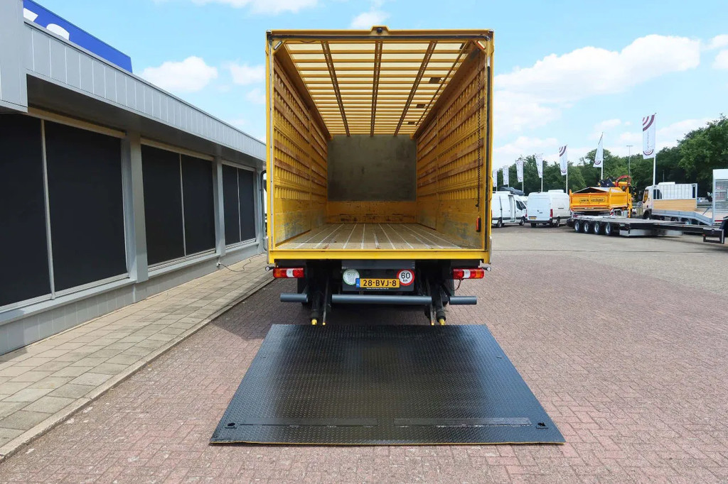 Mercedes-Benz Antos 1933 L Bak+Klep met Schuifwand + Ringfeder 17