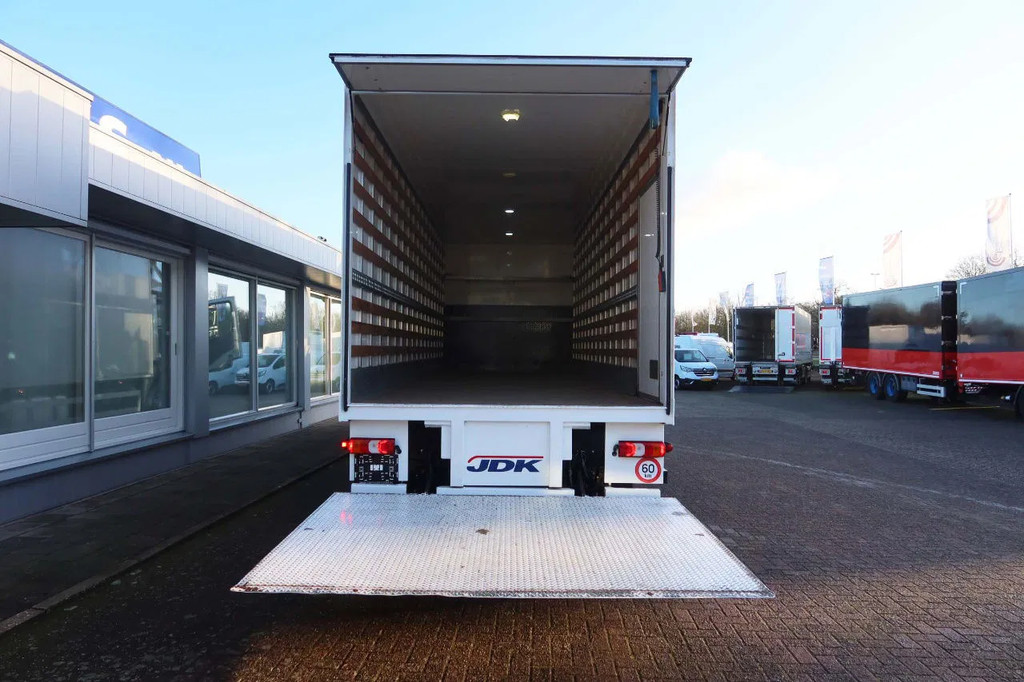 Mercedes-Benz Antos 2127 L Bak+Klep Dhollandia 2.000 kg, Geisoleerd dak 12