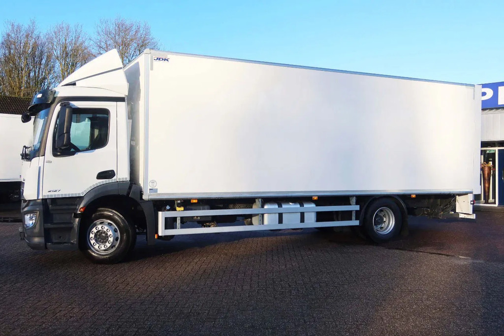 Mercedes-Benz Antos 2127 L Bak+Klep Dhollandia 2.000 kg, Geisoleerd dak 14
