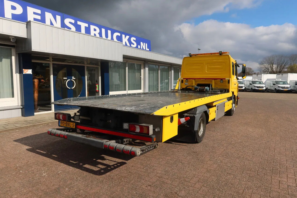 Mercedes-Benz Atego 1221 L Takel wagen 6 Persoons 18