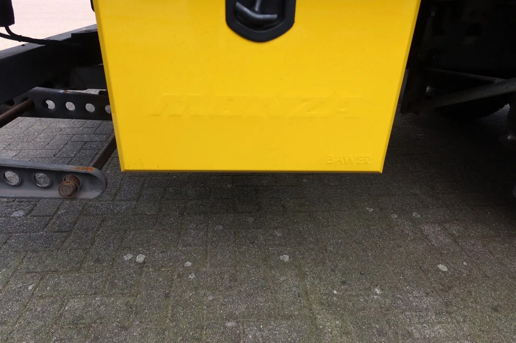 Mercedes-Benz Atego 1221 L Takel wagen 6 Persoons 19