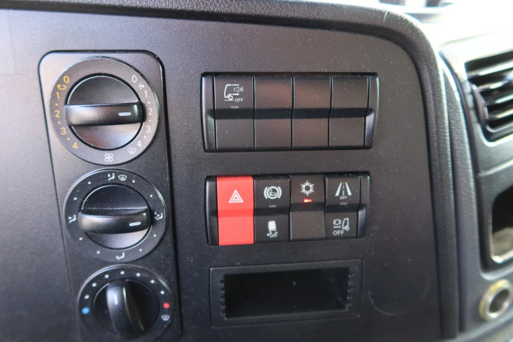 Mercedes-Benz Atego 1524 L 11