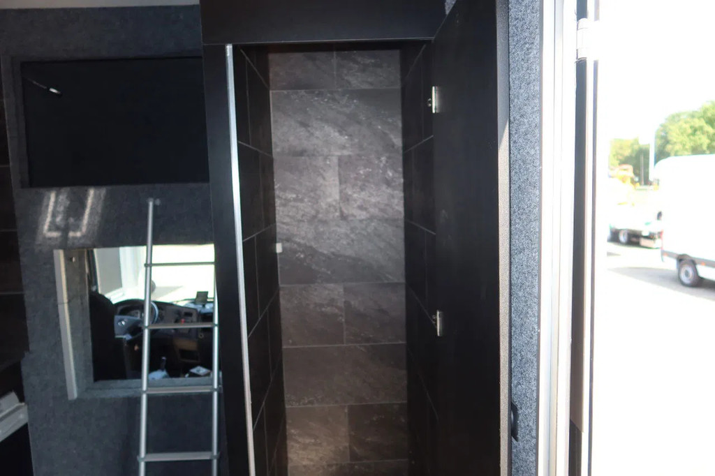 Mercedes-Benz Atego 816 L 3 Paarden/4 Ponies Nieuwe APK + nieuwe accu. 15