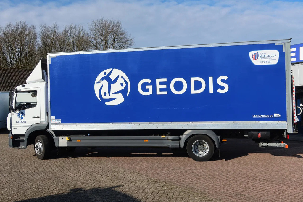 Mercedes-Benz Atego 1218 Bakwagen + Laadklep DHollandia 1500kg 13