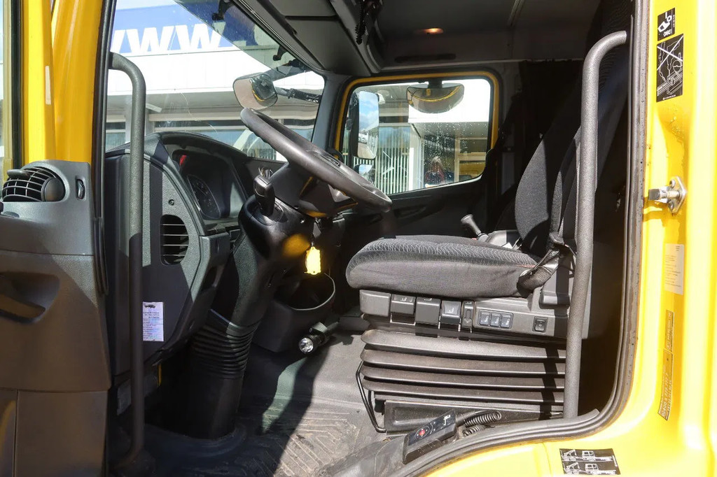 Mercedes-Benz Atego 1221 L Takel wagen 6 Persoons euro 6 11