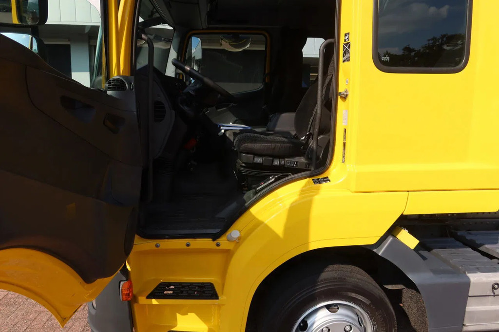Mercedes-Benz Atego 1221 L Takelwagen 6 persoons 13