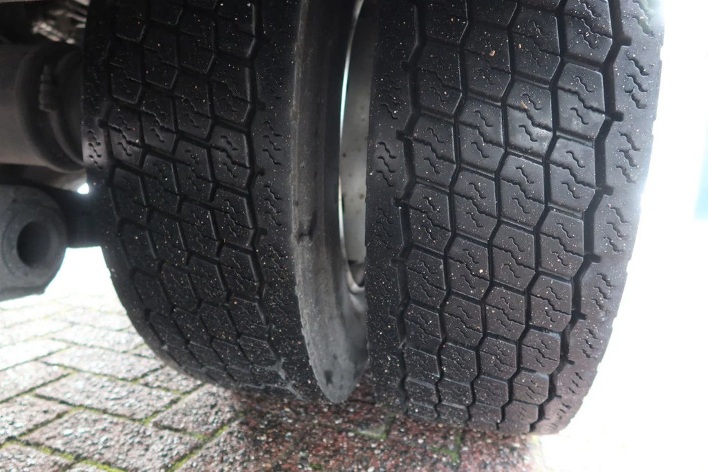 Mercedes-Benz Atego 1223 1223 L Bak + Klep Bar 3000 KG 20