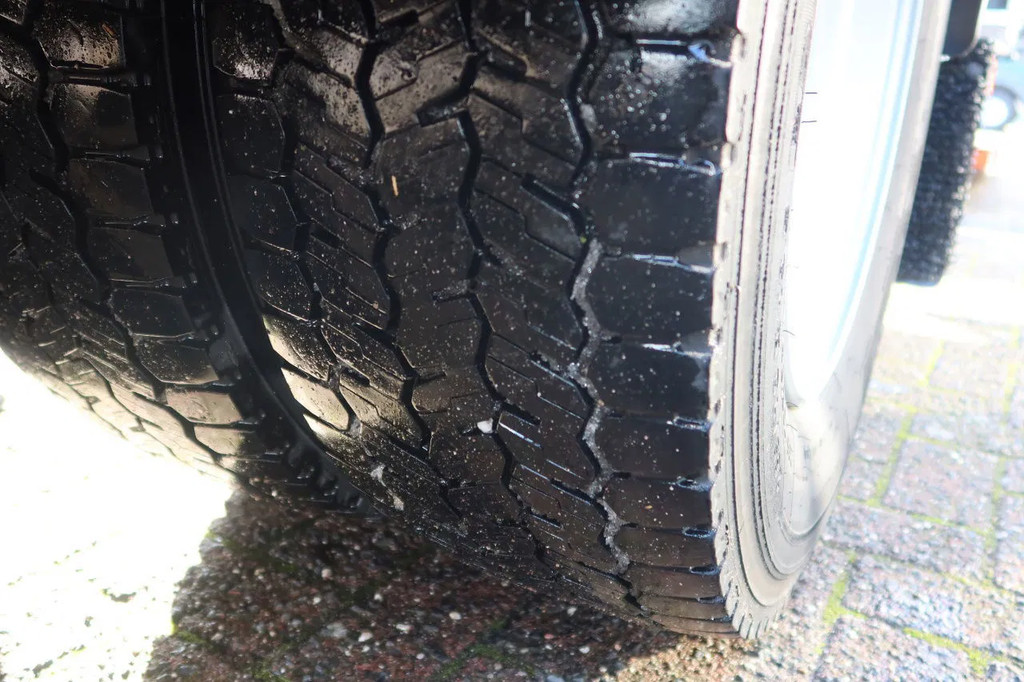 Mercedes-Benz Atego 1321L Bakwagen Laadklep 2000kg / 3 Stoelen!! 16