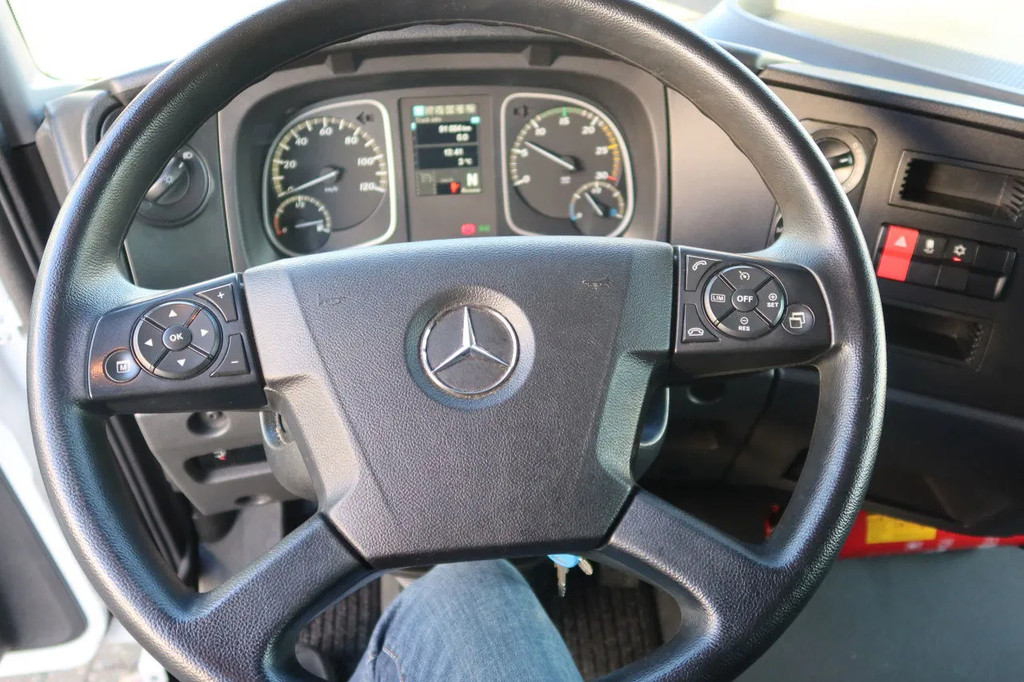 Mercedes-Benz Atego 1321L Bakwagen Laadklep 2000kg / 3 Stoelen!! 7