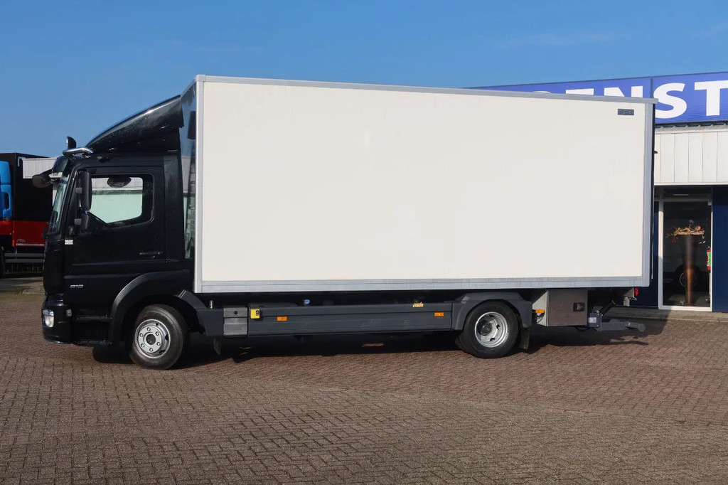 Mercedes-Benz Atego 818 818 L Bak+ Klep 1500 kg. Geisoleerd dak 14