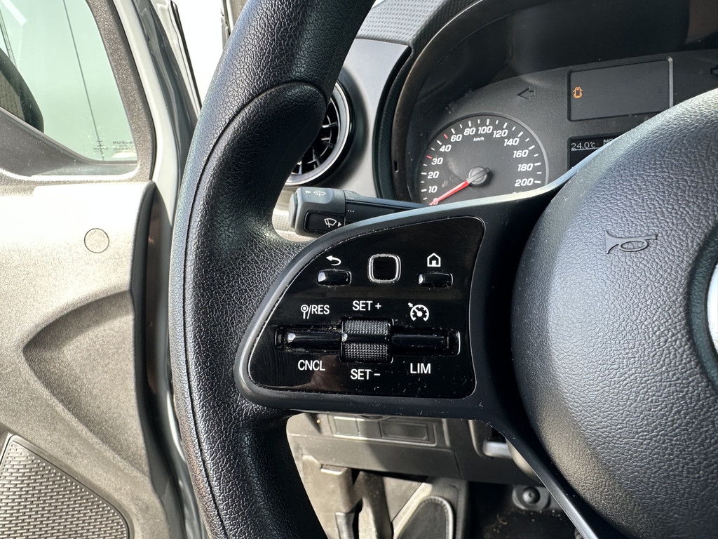 Mercedes-Benz Citan 110 CDI AUTOMAAT / L1H1 / 1e EIG. / CAMERA / AIRCO / CRUISE / CARPLAY / ZEER NETJES! 11