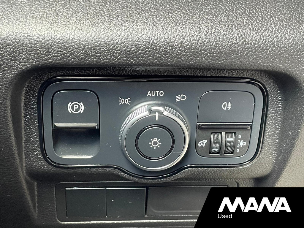 Mercedes-Benz Citan 110CDI L1 PRO Automaat Carplay Camera Trekhaak Luxe stuur Touchscreen 17