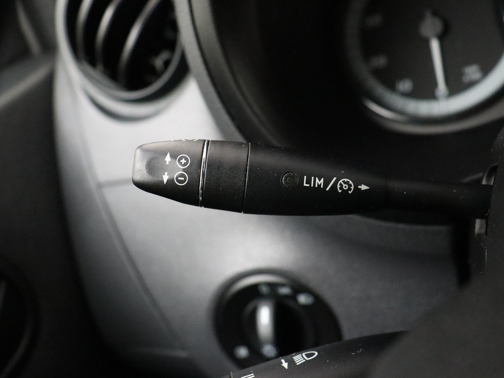 Mercedes-Benz Citan 111CDI BlueEFFICIENCY | Airco | Cruise | Lichtmetalen velgen | Betimmering 16