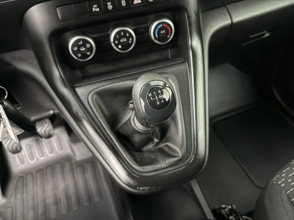 Mercedes-Benz Citan 112CDI Pro | Multimedia | Trekhaak | Airco | Cruise | Betimmering 16