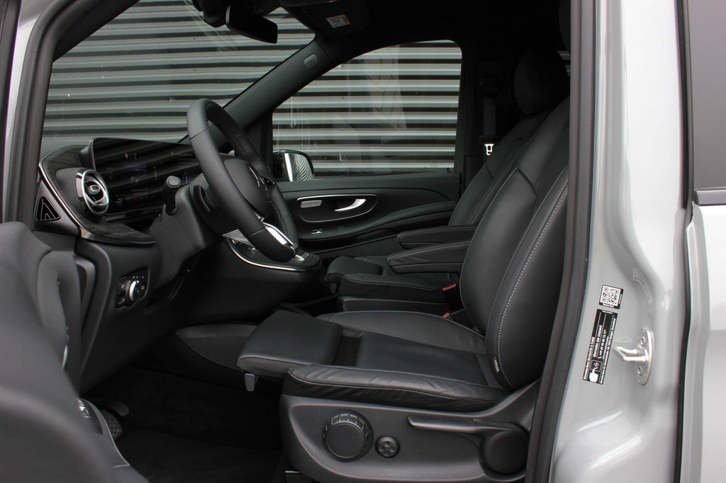 Mercedes-Benz EQV 300 AMG L2 90 kWh 2X ELEK.SCHUIFDEUREN / MULTIEBEAM / 360 CAMERA / 7-PERSOONS / BURMESTER / FULL / NEW MODEL 13