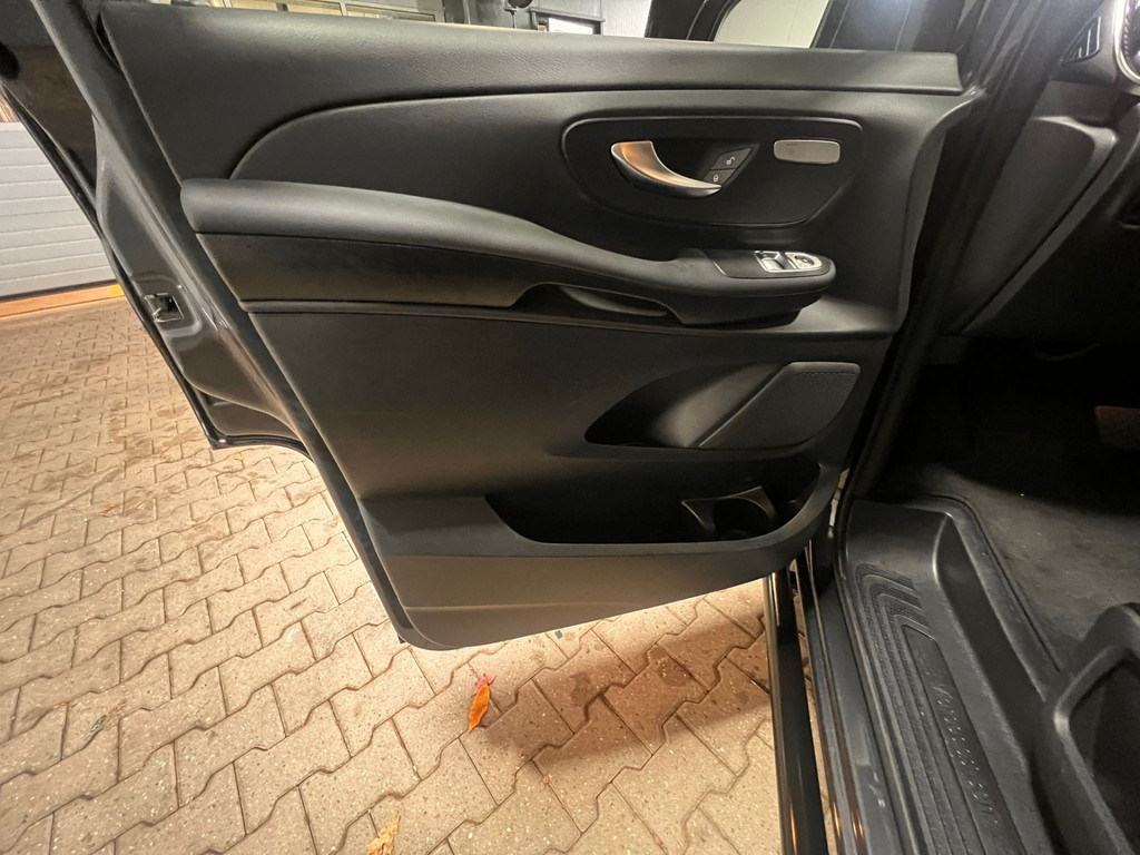 Mercedes-Benz EQV 300 L2 90kWh VVB416 18