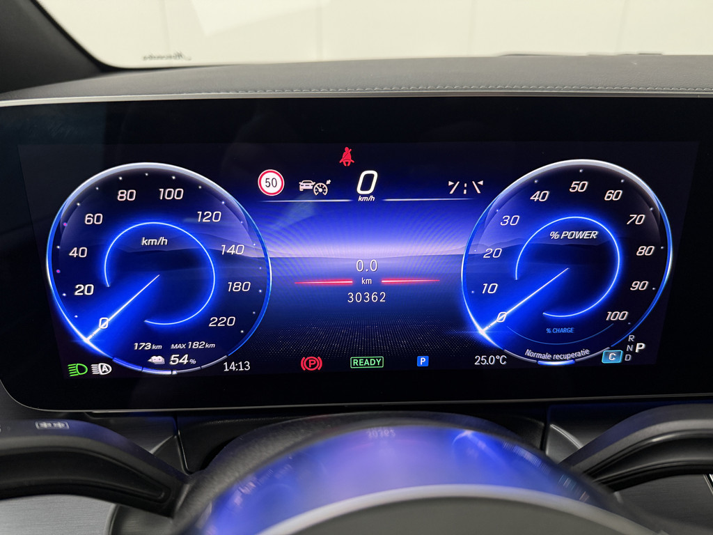 Mercedes-Benz EQV 300 Lang Avantgarde 7-Persoons | Elektrische schuifdeuren | Navigatie | Camera | Airco | Cruie 9