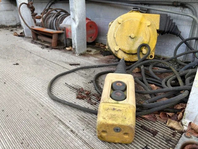 Mercedes-Benz LK 817 AUTO TRANSPORTER (6-CILINDER / FULL STEEL SUSPENSION / MANUAL GEARBOX / WINCH / ETC.) 10