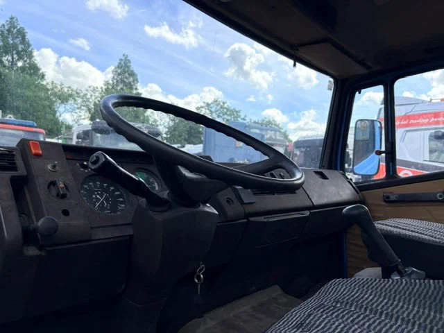 Mercedes-Benz LK 914 (6-CILINDER) RECOVERY TRUCK (FULL STEEL SUSPENSION / MANUAL GEARBOX / EXTRA SEAT / ETC.) 9