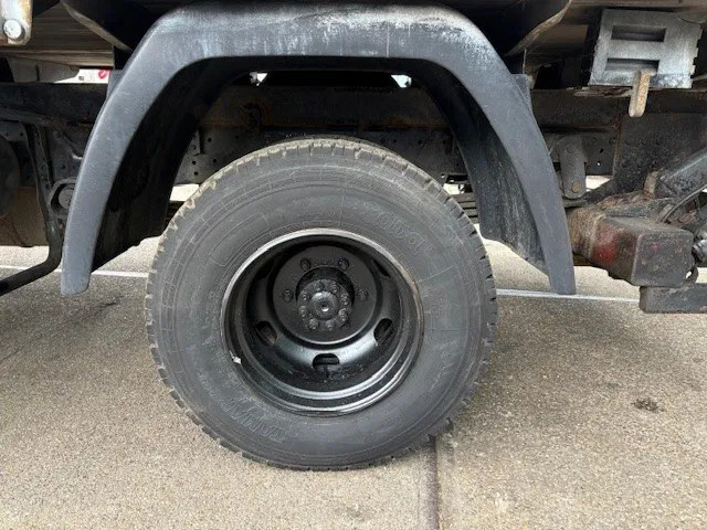 Mercedes-Benz LK 914 (6-CILINDER) WITH TENT BOX (MANUAL GEARBOX / FULL STEEL SUSPENSION / LOADING PLATFORM) 11