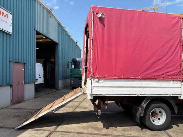 Mercedes-Benz LK 814 K 6-CILINDER FULL STEEL WITH TENT BOX / CATTLE BOX (MANUAL GEARBOX / FULL STEEL SUSPENSION) 13