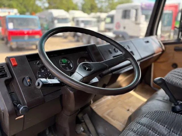 Mercedes-Benz LK 814 K 6-CILINDER FULL STEEL WITH TENT BOX / CATTLE BOX (MANUAL GEARBOX / FULL STEEL SUSPENSION) 9