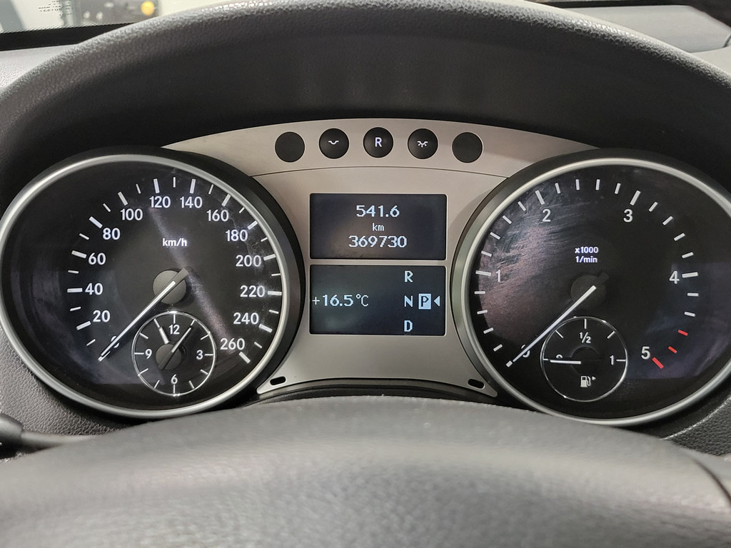 Mercedes-Benz M-klasse 320CDI 225PK Grijs Kenteken Automaat! 11