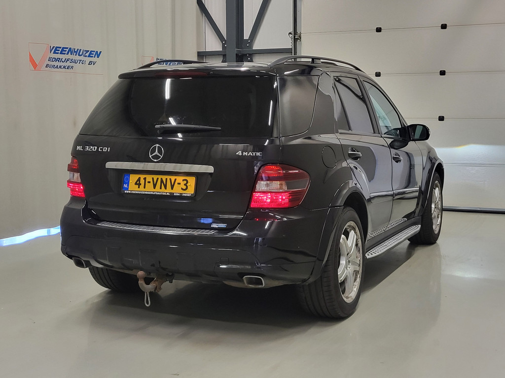 Mercedes-Benz M-klasse 320CDI 225PK Grijs Kenteken Automaat! 3