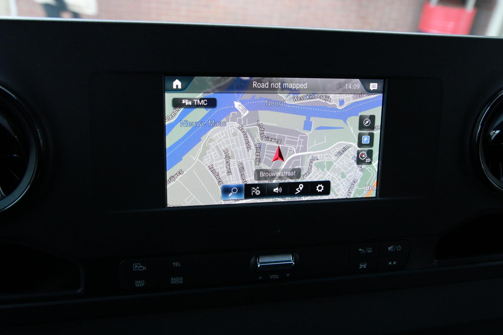 Mercedes-Benz SPRINTER 315 1.9 CDI L2H2 FWD / Camera / Doorloop deur / Multistuur 12