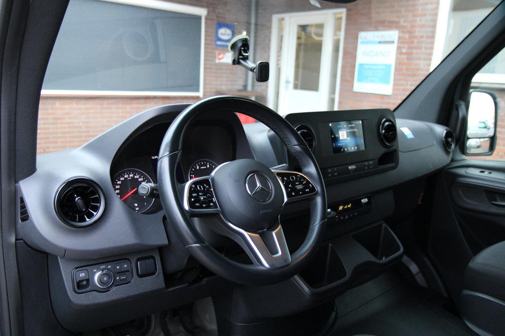 Mercedes-Benz SPRINTER 315 1.9 CDI L2H2 FWD / Camera / Doorloop deur / Multistuur 13