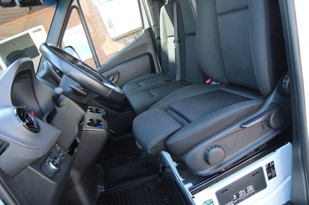 Mercedes-Benz SPRINTER 316 2.2 CDI Bakwagen / Laadklep / Automaat / Camera 13