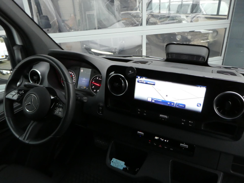 Mercedes-Benz SPRINTER 317 1.9 CDI L2H1 airco ,Xenon, pdc ,camera, mbux 10 13