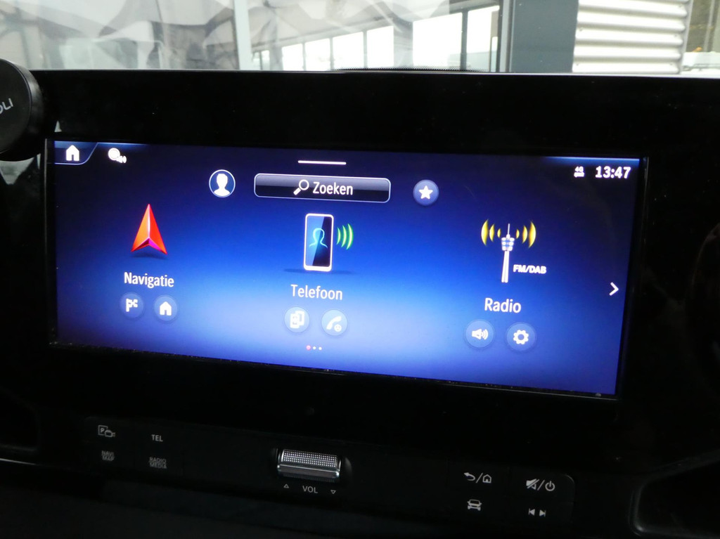 Mercedes-Benz SPRINTER 317 1.9 CDI L2H1 airco ,Xenon, pdc ,camera, mbux 10 16