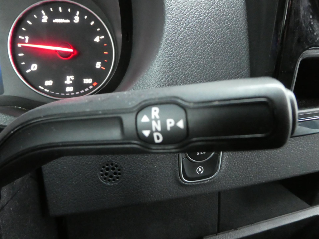 Mercedes-Benz SPRINTER 317 1.9 CDI L2H1 airco ,Xenon, pdc ,camera, mbux 10 19