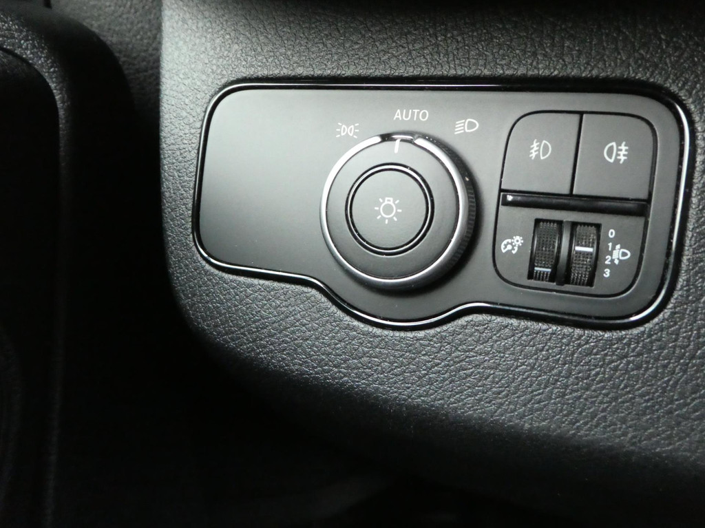 Mercedes-Benz SPRINTER 317 CDI L2H2 automaat airco camera navigatie pdc 18