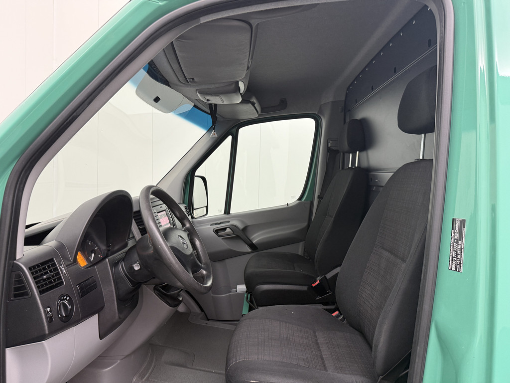 Mercedes-Benz Sprinter 140PK L2H2 | Euro 6 | 2xSchuifdeur | Airco | Trekhaak | Betimmering | Opstap 17