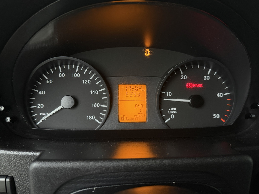Mercedes-Benz Sprinter 140PK L2H2 | Euro 6 | 2xSchuifdeur | Airco | Trekhaak | Betimmering | Opstap 9
