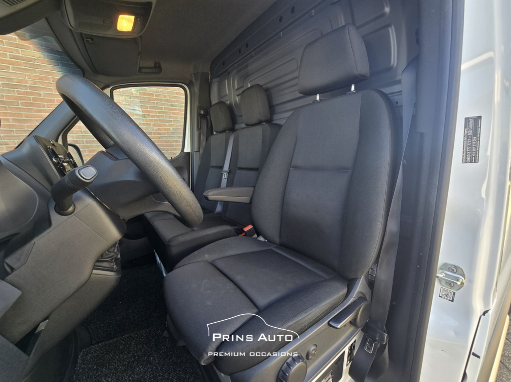 Mercedes-Benz Sprinter 211 1.9 CDI L1H1 FWD |TREKHAAK|CRUISE|BETIMMERING|BANK| 2666 11