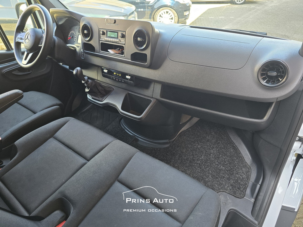 Mercedes-Benz Sprinter 211 1.9 CDI L1H1 FWD |TREKHAAK|CRUISE|BETIMMERING|BANK| 2666 13
