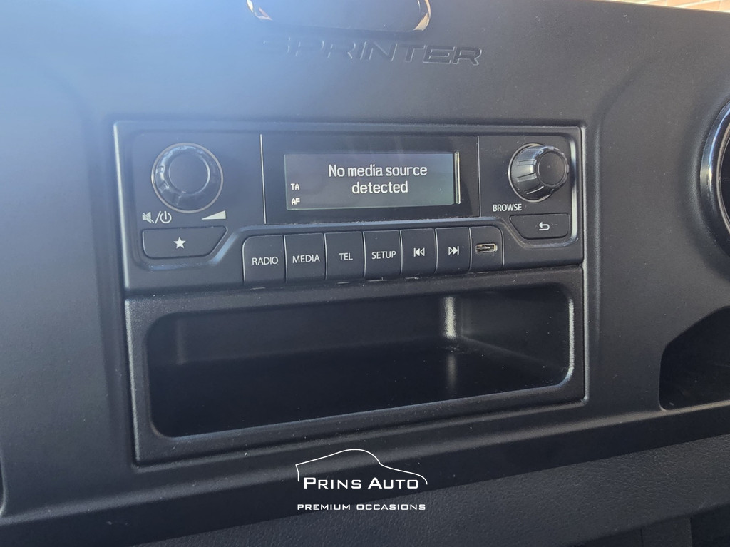 Mercedes-Benz Sprinter 211 1.9 CDI L1H1 FWD |TREKHAAK|CRUISE|BETIMMERING|BANK| 2666 17