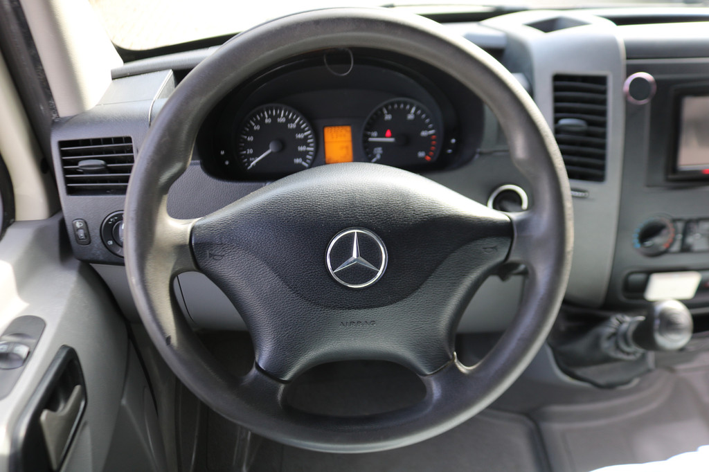 Mercedes-Benz Sprinter 211 CDI L1 H1 Imperiaal Trekhaak Euro 6 18